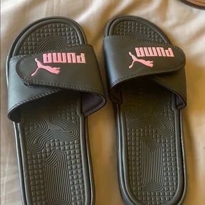 Puma slides pink with sparkles